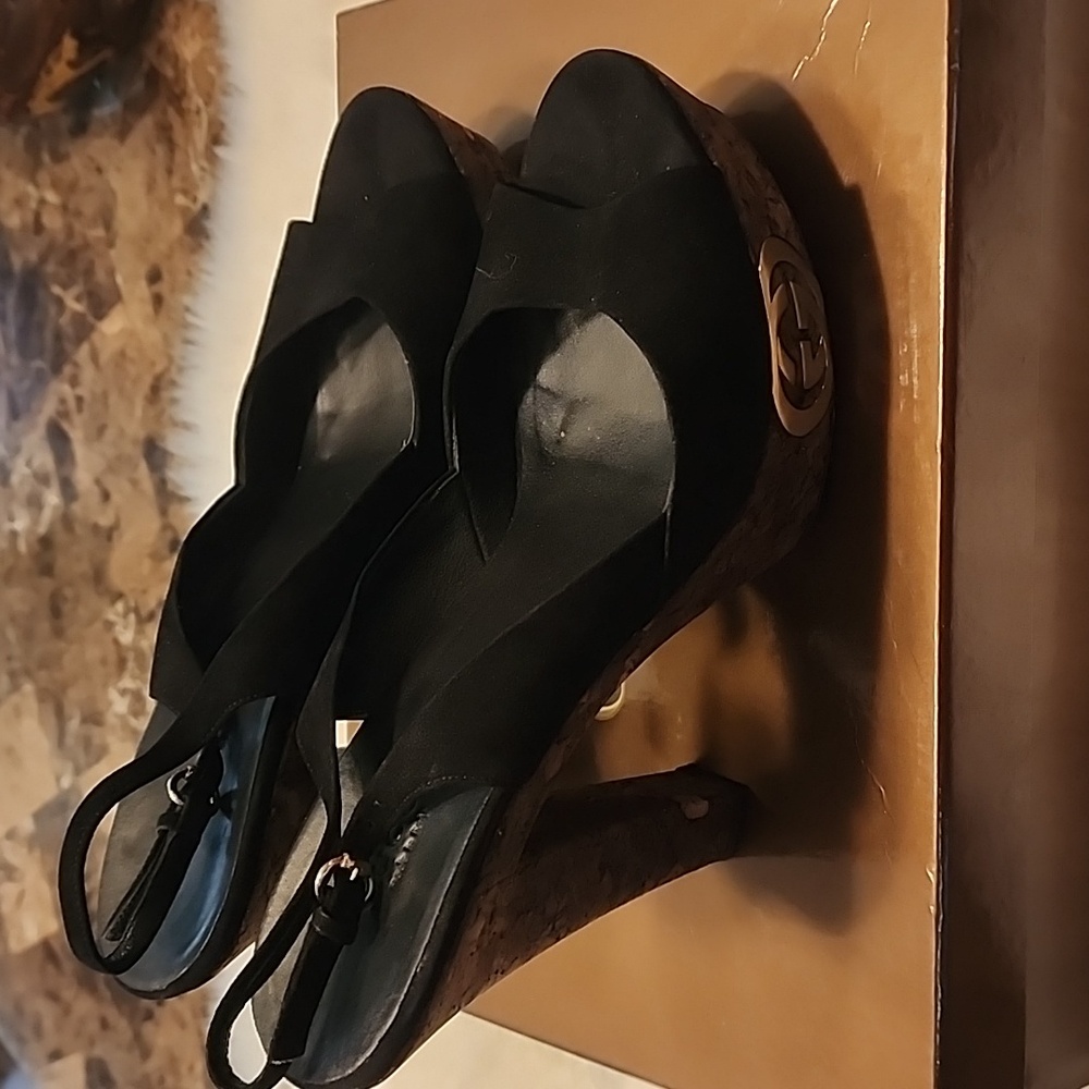 Like new - Gucci SANDALS